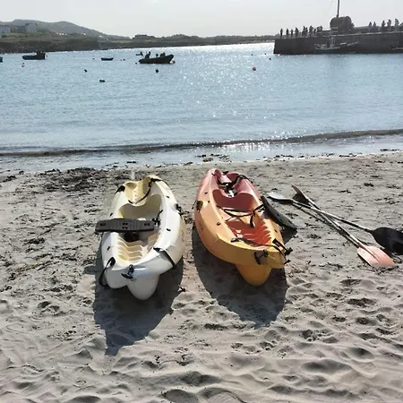 Creeslough 2-Bed Cottage Sleeps 4 & Pet Friendly
